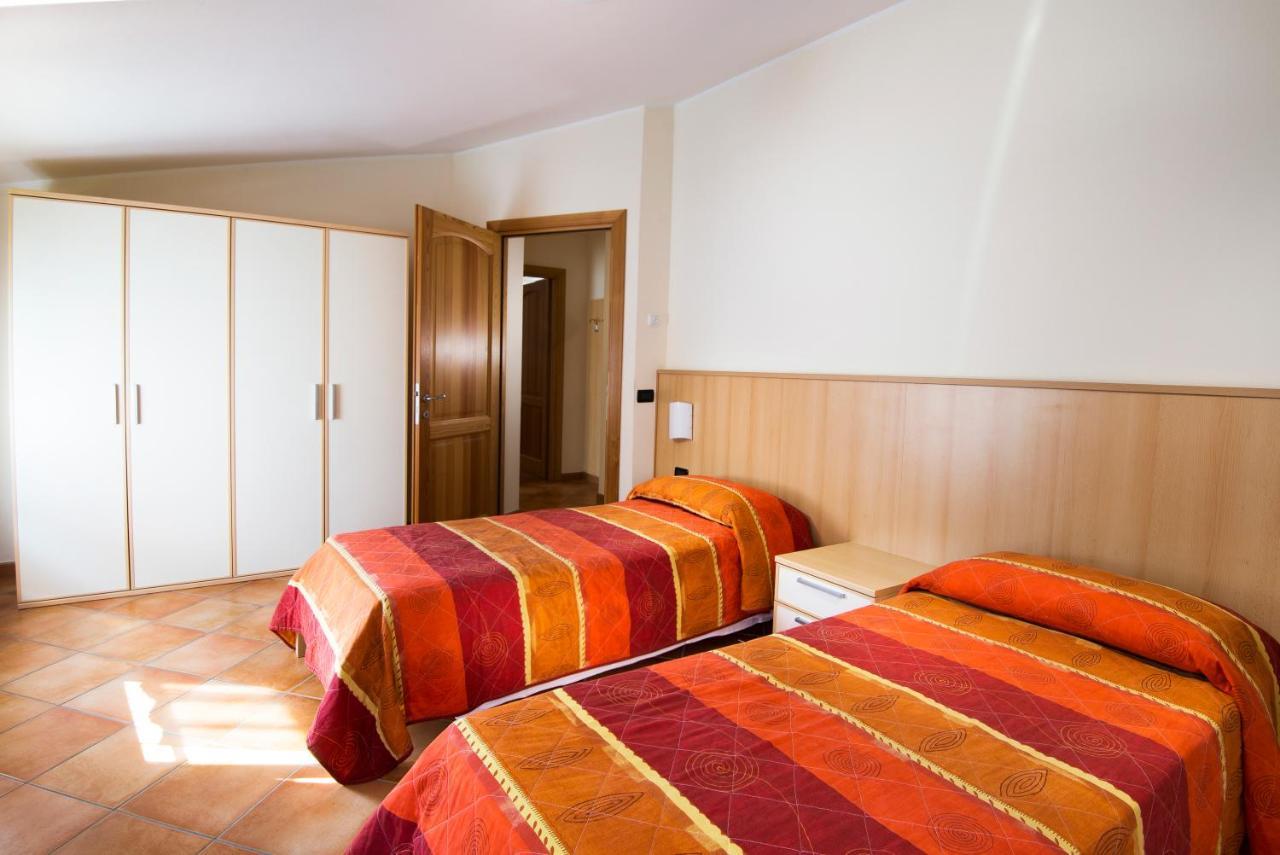 Residence Corte Camaldoli Garda  Exterior photo